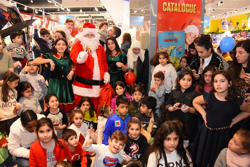 Biggest Christmas Reveal event at Toy Store-ABC Verdun